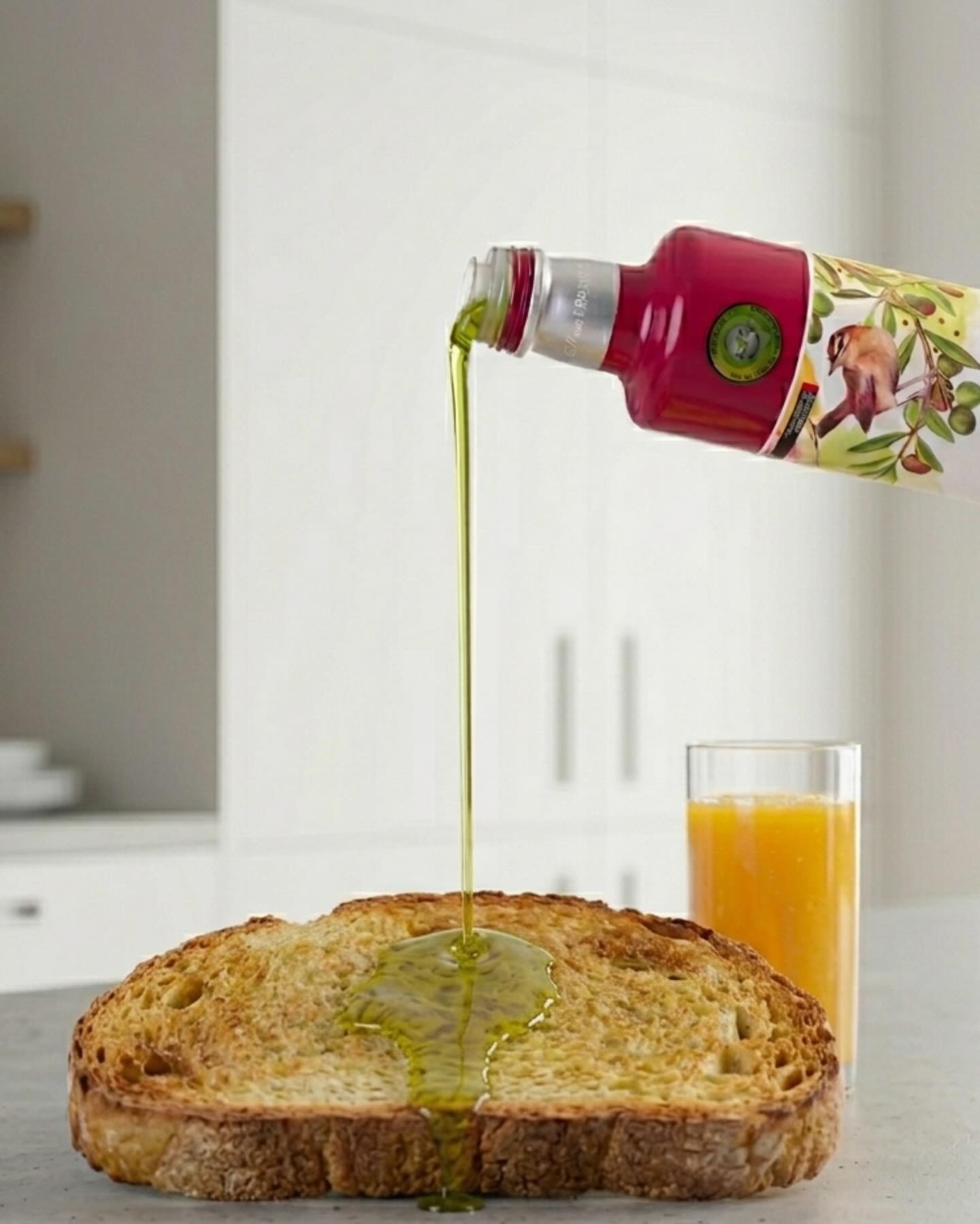 La diferencia entre “desayunar” y “nutrirse” empieza por la calidad de lo que pones en tu plato. 
Hoy elijo salud en su estado más puro: una rebanada de pan artesanal de masa madre coronada con el AOVE Premium Pajarera de Oleum Hispania.
¿Sabías que la variedad Pajarera es una joya líquida? No solo es rica en polifenoles y ácidos grasos saludables para el corazón, sino que su sabor suave y frutado hace que no necesites nada más para empezar el día con energía y claridad mental.
Cuidarse nunca supo tan bien. 💚
.
#oleumhispania #gamanaturepremium #pajarera #aove #aceitedecordoba